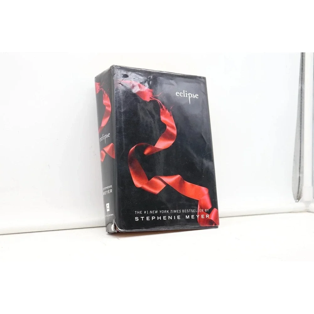 The Twilight Saga: Eclipse 1st Edition Hardcover By Stephenie Meyer 2007 (VG)